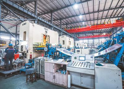 銳財(cái)經(jīng) 新一輪數(shù)字基礎(chǔ)設(shè)施布局開(kāi)啟